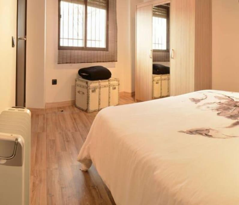 Bonito Ap Centrico Patio Wifi Parking Gratis. Apartment Granada Exterior photo