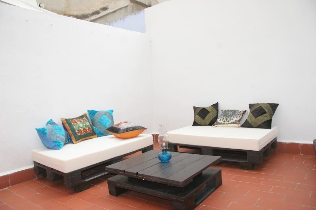 Bonito Ap Centrico Patio Wifi Parking Gratis. Apartment Granada Exterior photo